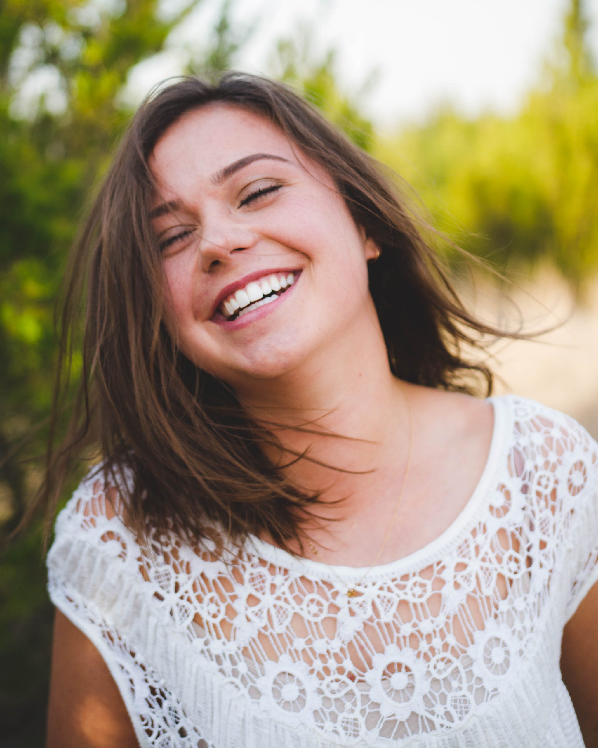 girl with veneers